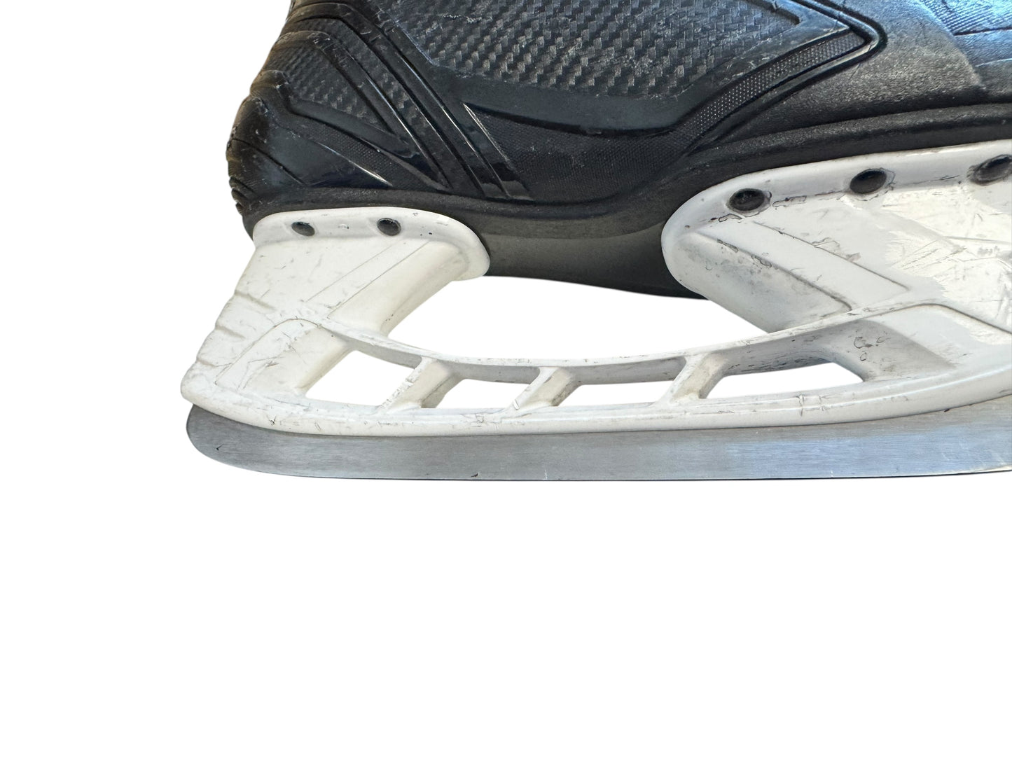 Bauer Elite ice hockey skates size 3 adult