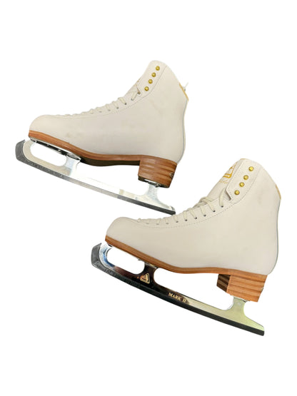 Jackson Freestyle Senior Figure Ice Skates – Size 6.5
