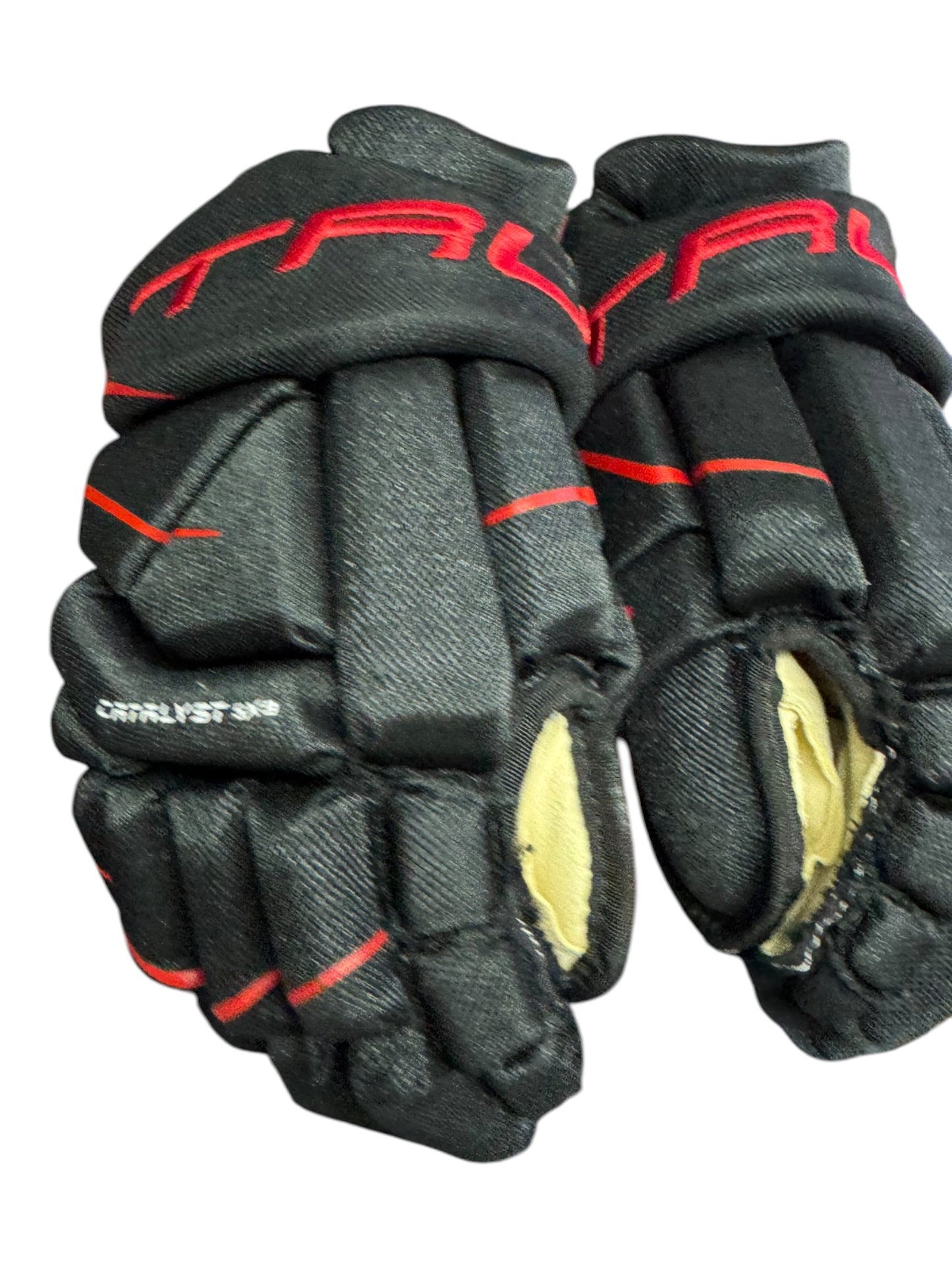 TRUE Junior Ice Hockey Gloves 11” Black & Red