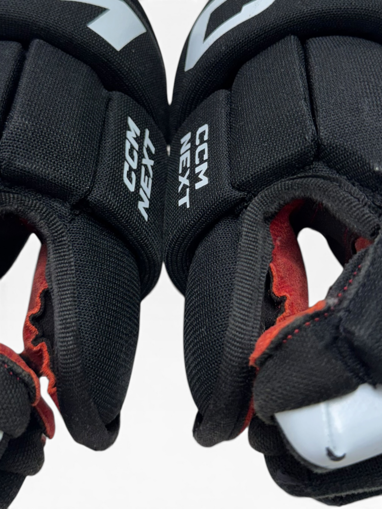 CCM NEXT Junior Ice Hockey Gloves – 10” – Black/Red – Used