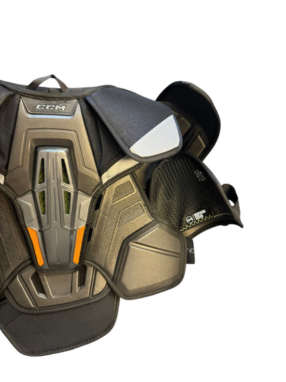 CCM Tacks XF Pro Shoulder Pads Senior Large Used/New