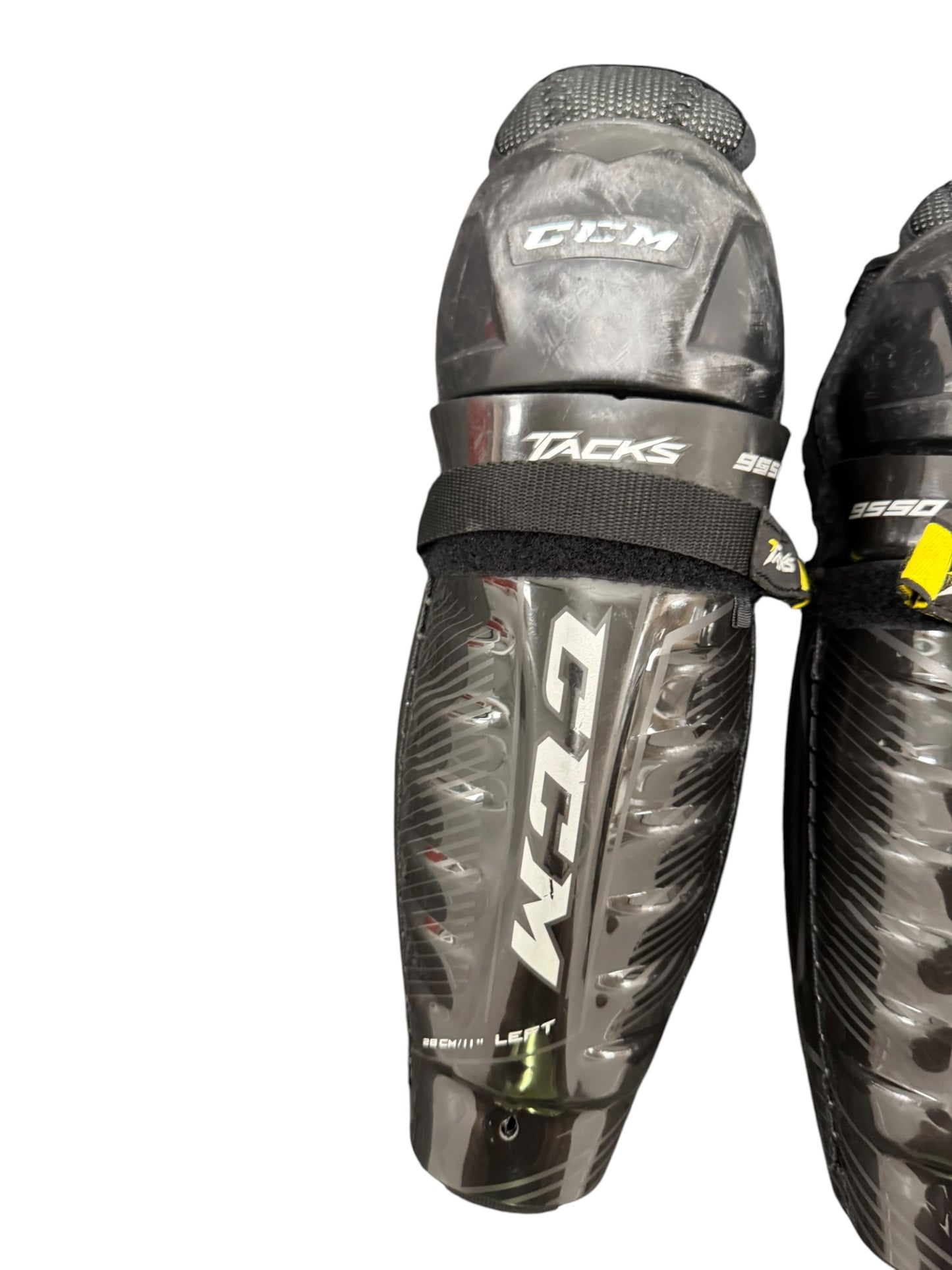 CCM Tacks 9550 Junior Ice Hockey Shin Pads 11” Black