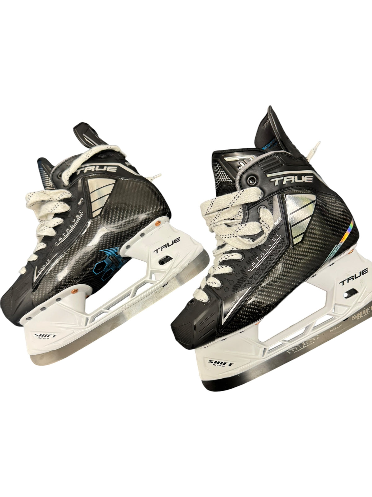 TRUE Catalyst 9X4 Intermediate Ice Hockey Skates – Size 5 Regular