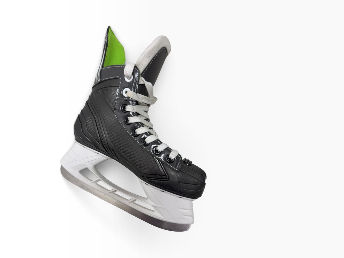 Bauer XLS Ice Hockey Skates – Size 2 – Used