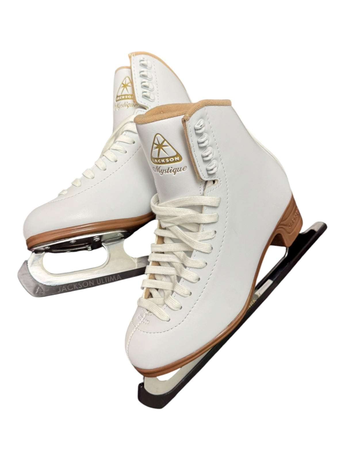 Jackson Mystique Figure Ice Skates – White, Size 6