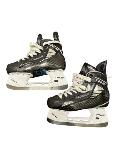 TRUE Catalyst 9X4 Intermediate Ice Hockey Skates – Size 5 Regular