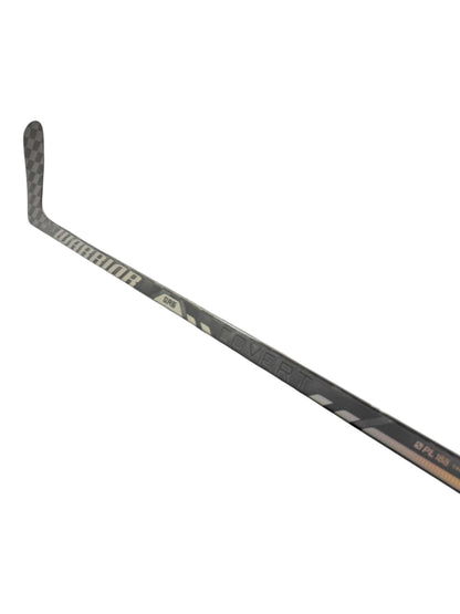 Warrior QR6 Pro Junior Ice Hockey Stick – 30 Flex – W03 Curve Right hand