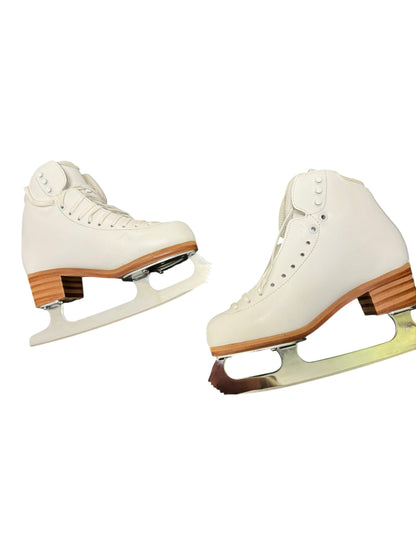 Jackson Women’s Figure Ice Skates – Size 5.5
