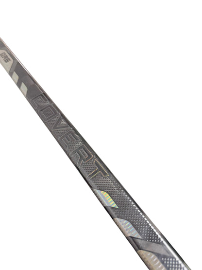 Warrior QR6 Pro Junior Ice Hockey Stick – 30 Flex – W03 Curve Right hand