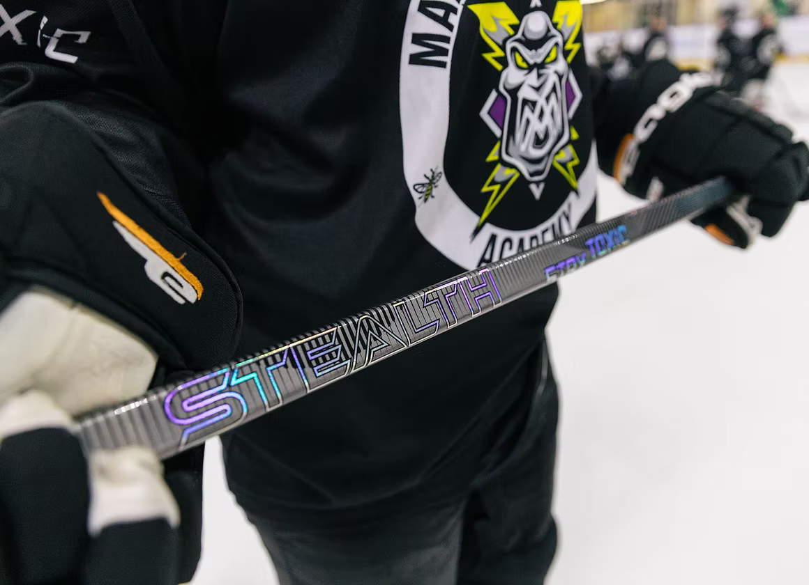 Toxic Stealth Hockey Stick Intermediate