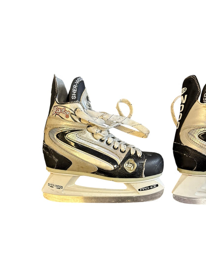 Sherwood Ice Hockey skates Junior Size 4