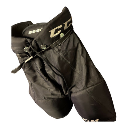 CCM 9550 Junior Ice Hockey Shorts Small Great Condition