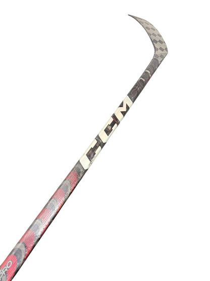 CCM FT5 Pro Senior Ice Hockey Stick – Right Hand – P28 – 85 Flex
