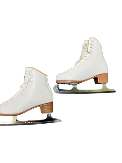 Jackson Mystique Figure Ice Skates – White, Size 6