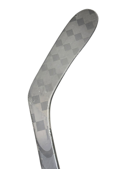 CCM FT5 Pro Senior Ice Hockey Stick – Right Hand – P28 – 85 Flex