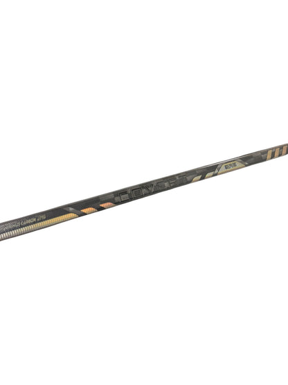 Warrior QR6 Pro Youth Ice Hockey Stick – 20 Flex – W03 Curve – Right Hand