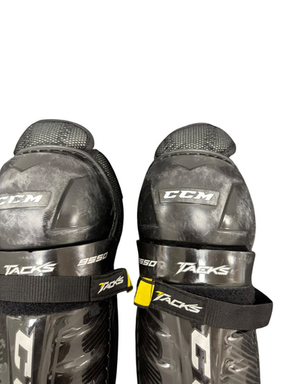 CCM Tacks 9550 Junior Ice Hockey Shin Pads 11” Black