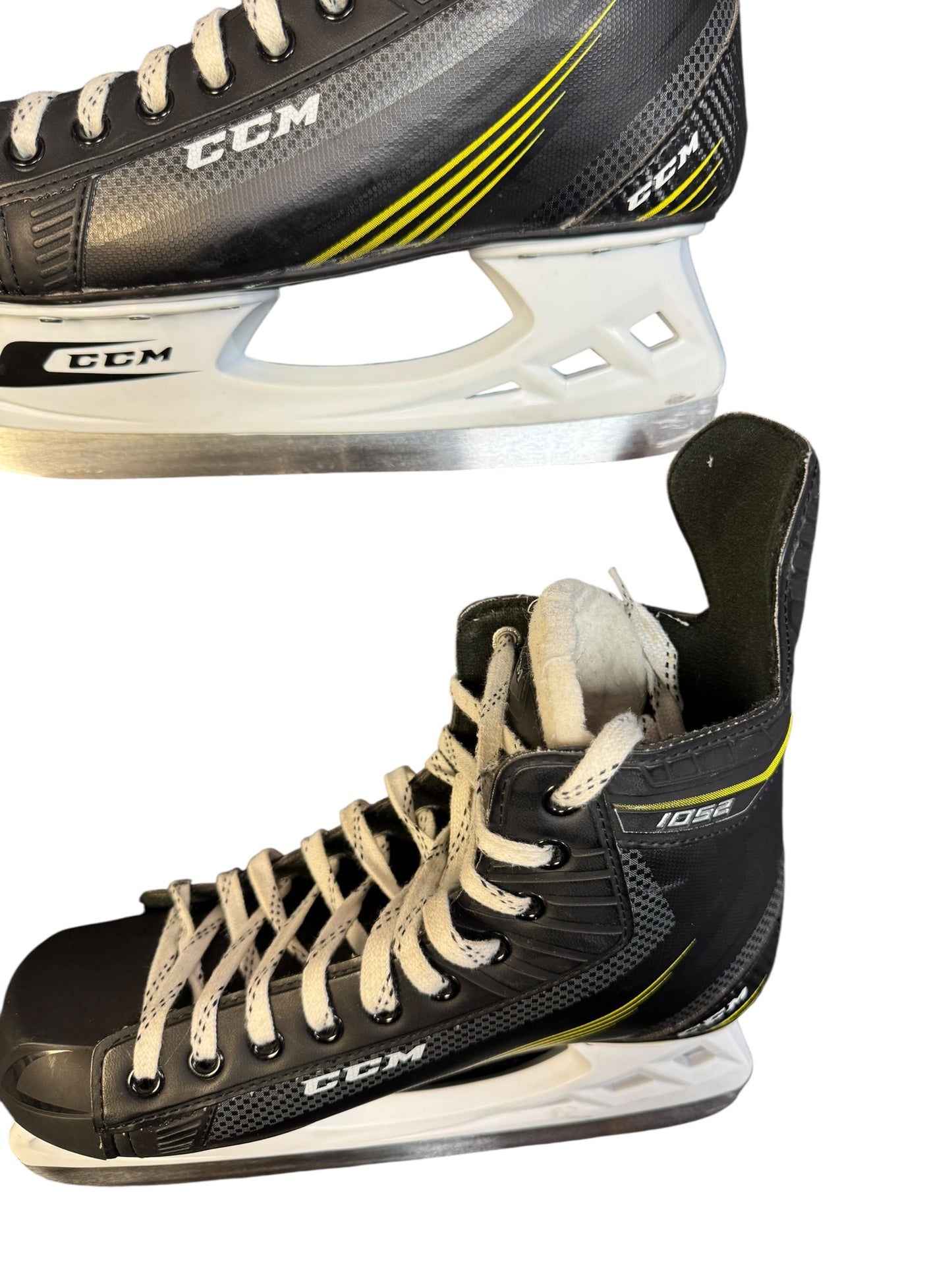 CCM 1052 ice hockey skates senior size 8