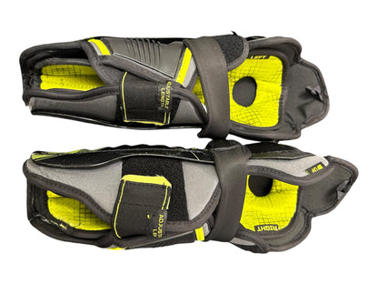 CCM XF80 Junior Ice Hockey Shin Pads – 11”