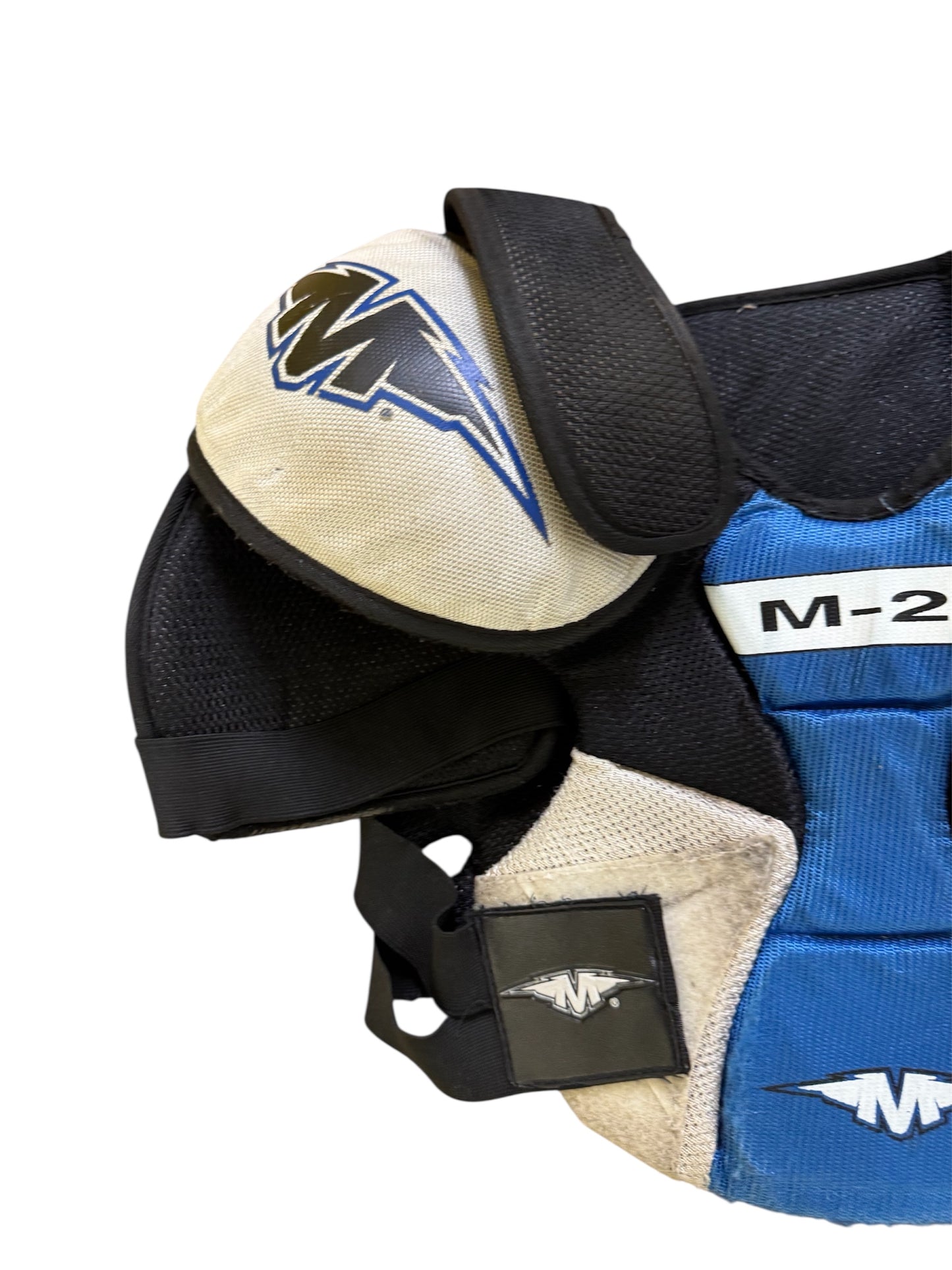 Mission M2 Junior Ice Hockey Shoulder Pads – Size Large