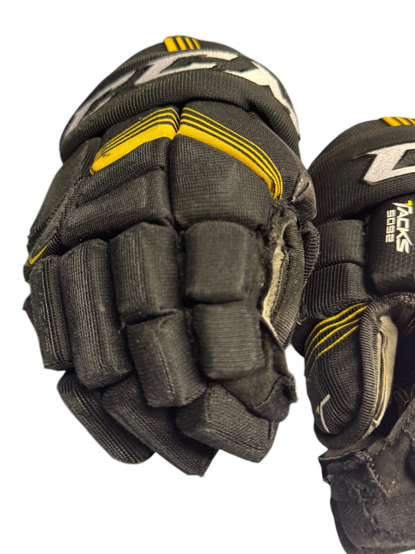 CCM Tacks 5092 Junior Ice Hockey Gloves – 11” – Black/Yellow – Used
