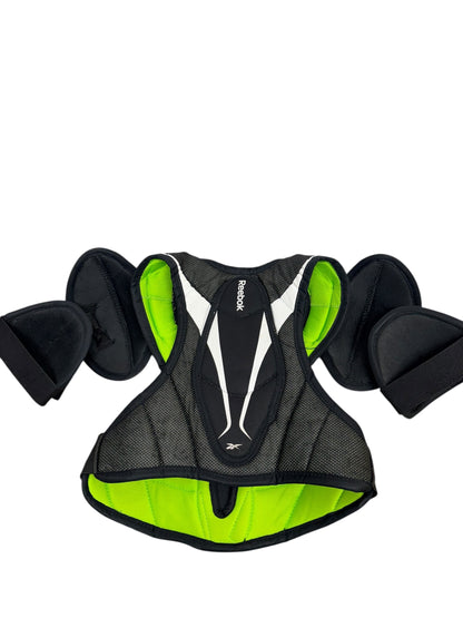 Reebok 12K junior ice Hockey shoulder pads size medium