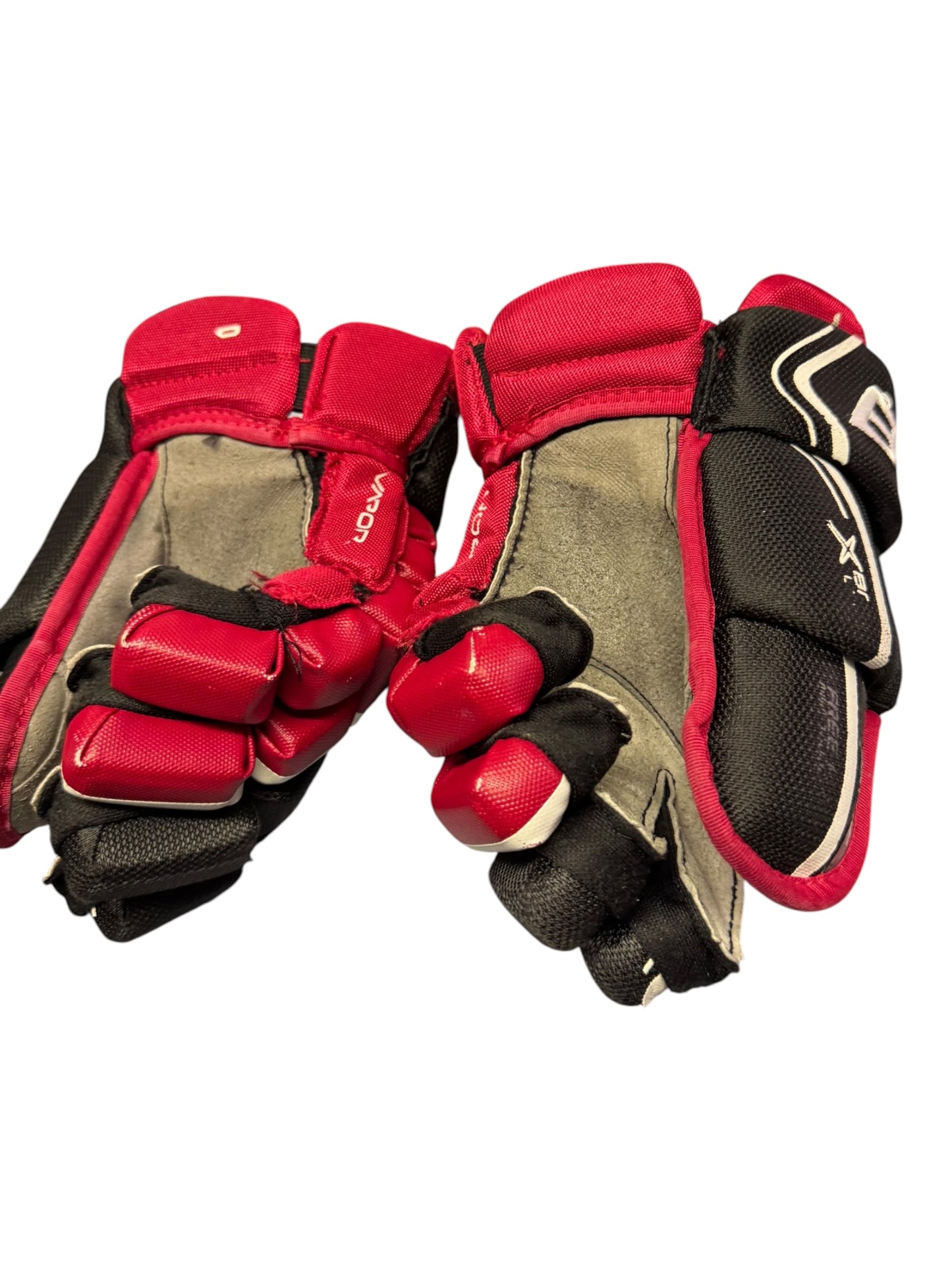 Bauer Vapor X900 Lite Junior Ice Hockey Gloves – 11” – Black/Red – Used